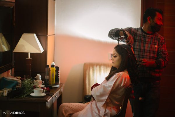 Bride getting ready for wedding in india candid photography