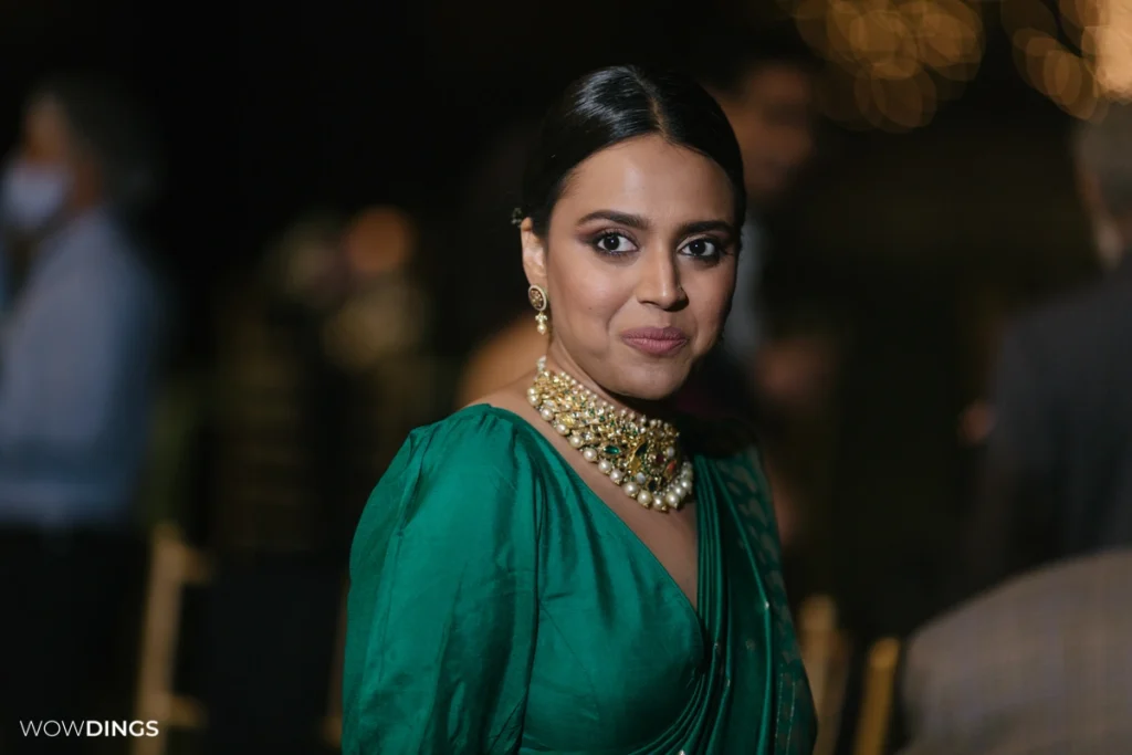 Swara Bhaskar in her dad's b'day party