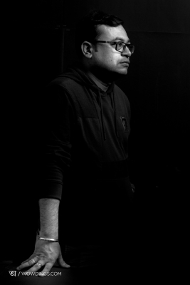 Abhishek Aich / Cafe Table