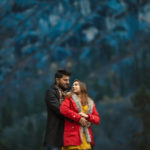 couple pose idea in the mountain